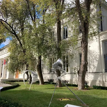 Elegant - Center, Near Old Town Apartment