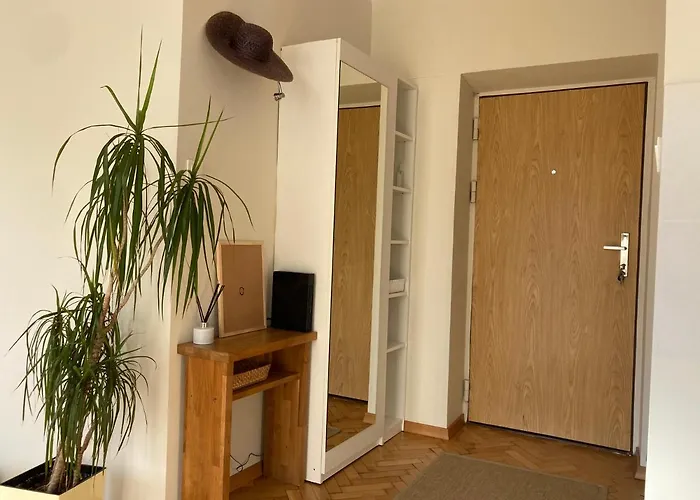 Elegant - Center, Near Old Town