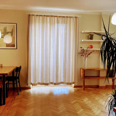 Elegant - Center, Near Old Town